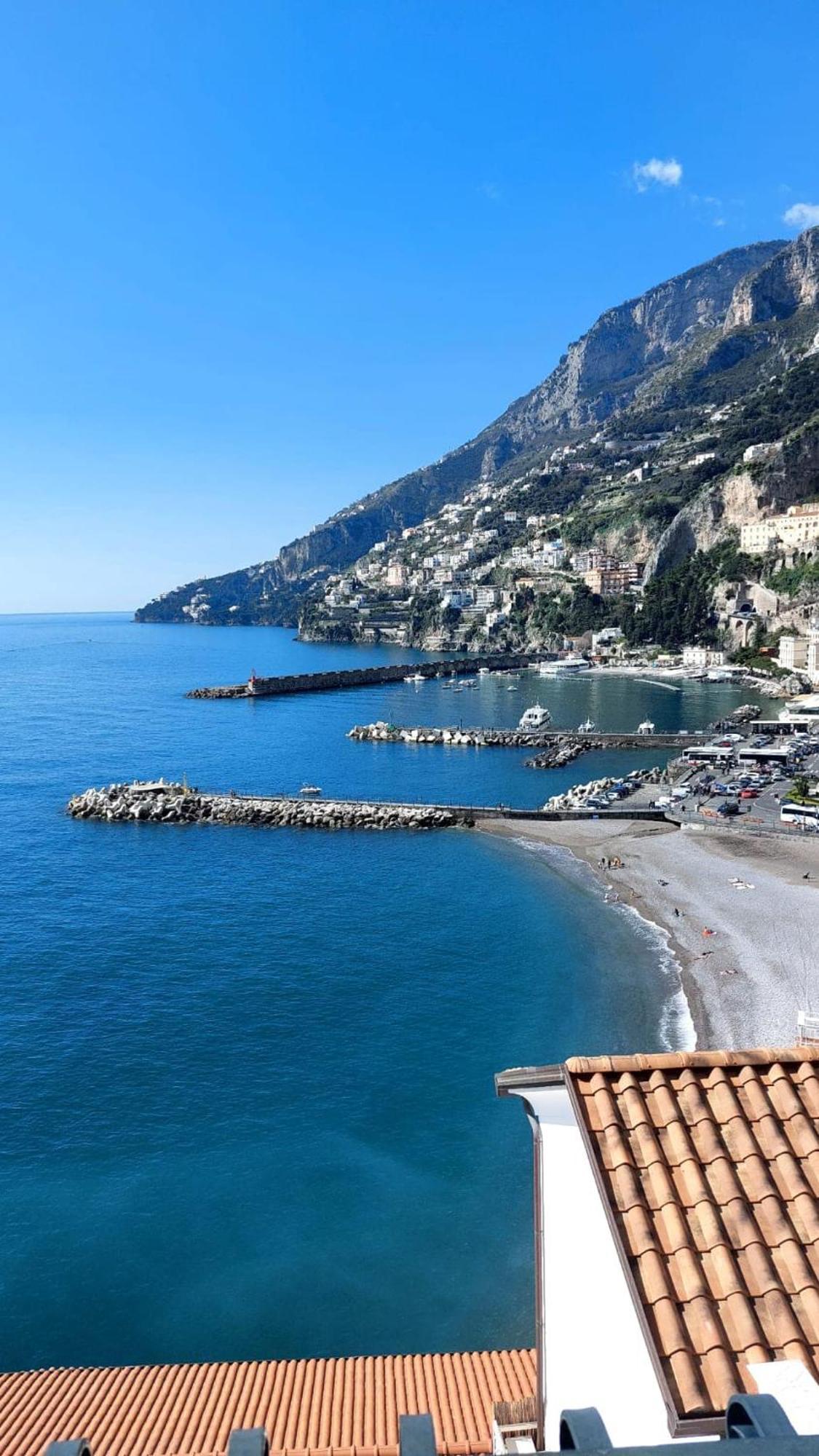 Appartamenti Amalfi Vista Mare ภายนอก รูปภาพ