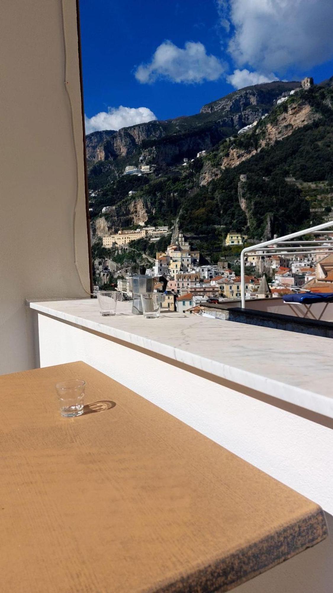 Appartamenti Amalfi Vista Mare ภายนอก รูปภาพ