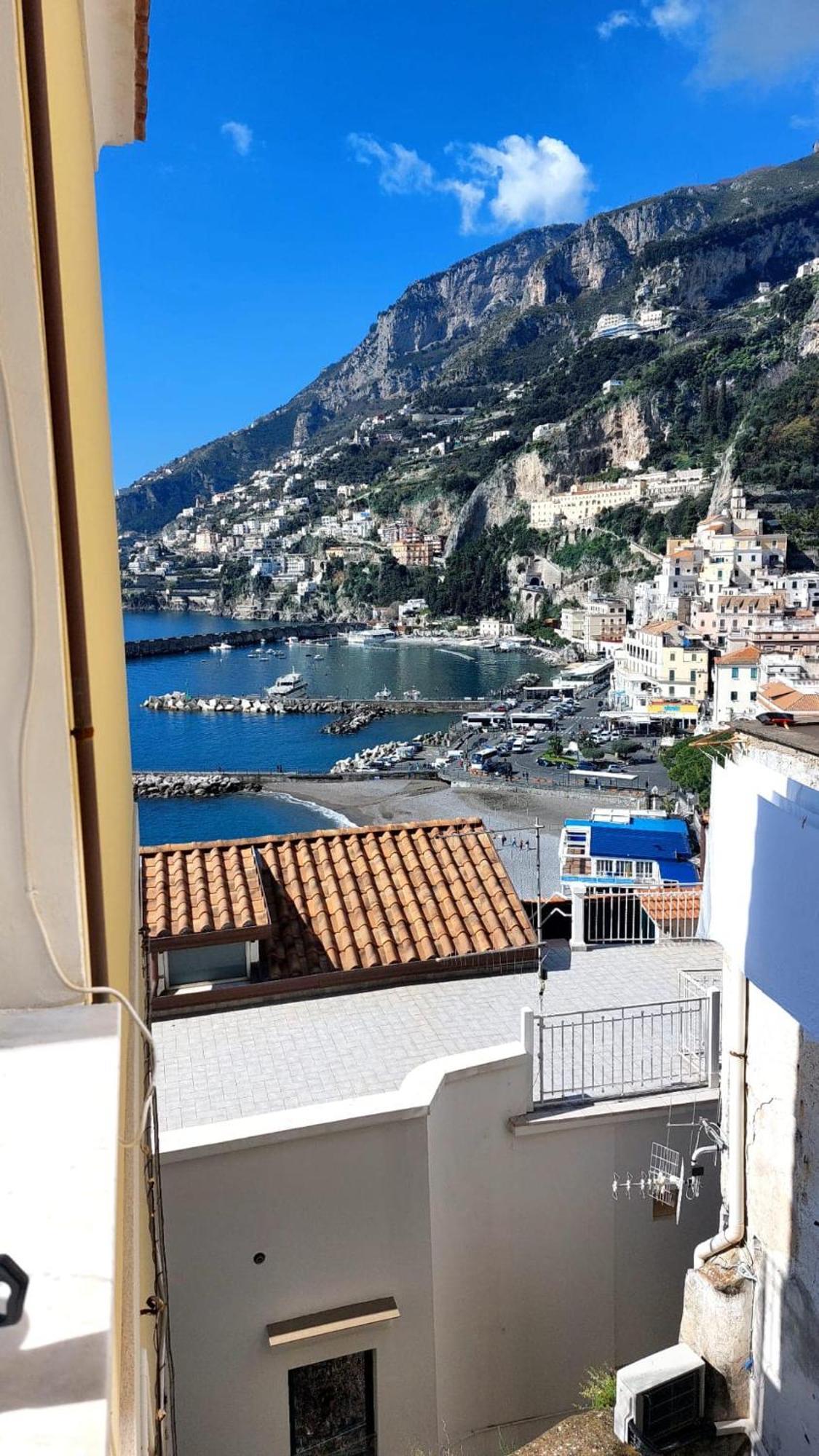 Appartamenti Amalfi Vista Mare ภายนอก รูปภาพ
