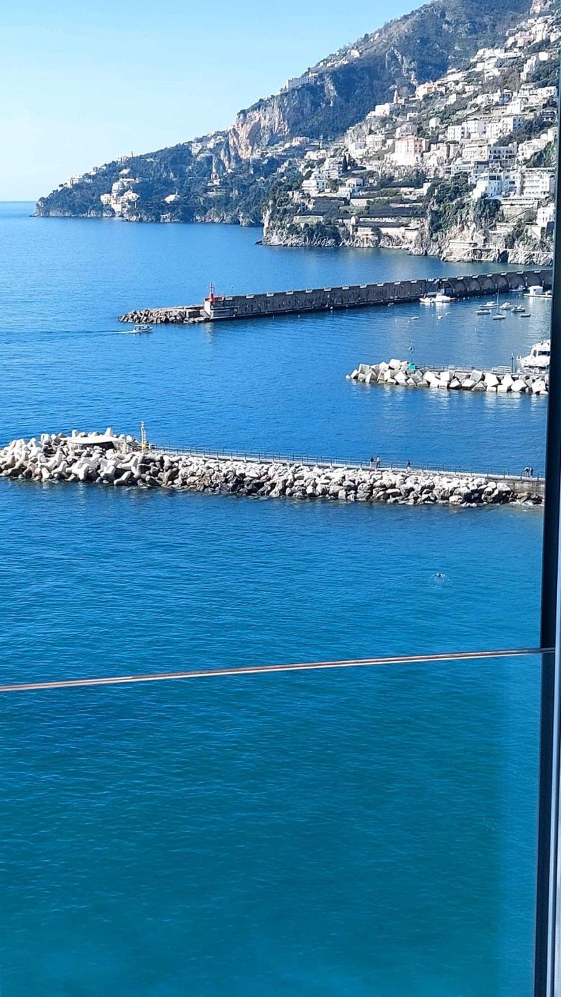 Appartamenti Amalfi Vista Mare ภายนอก รูปภาพ