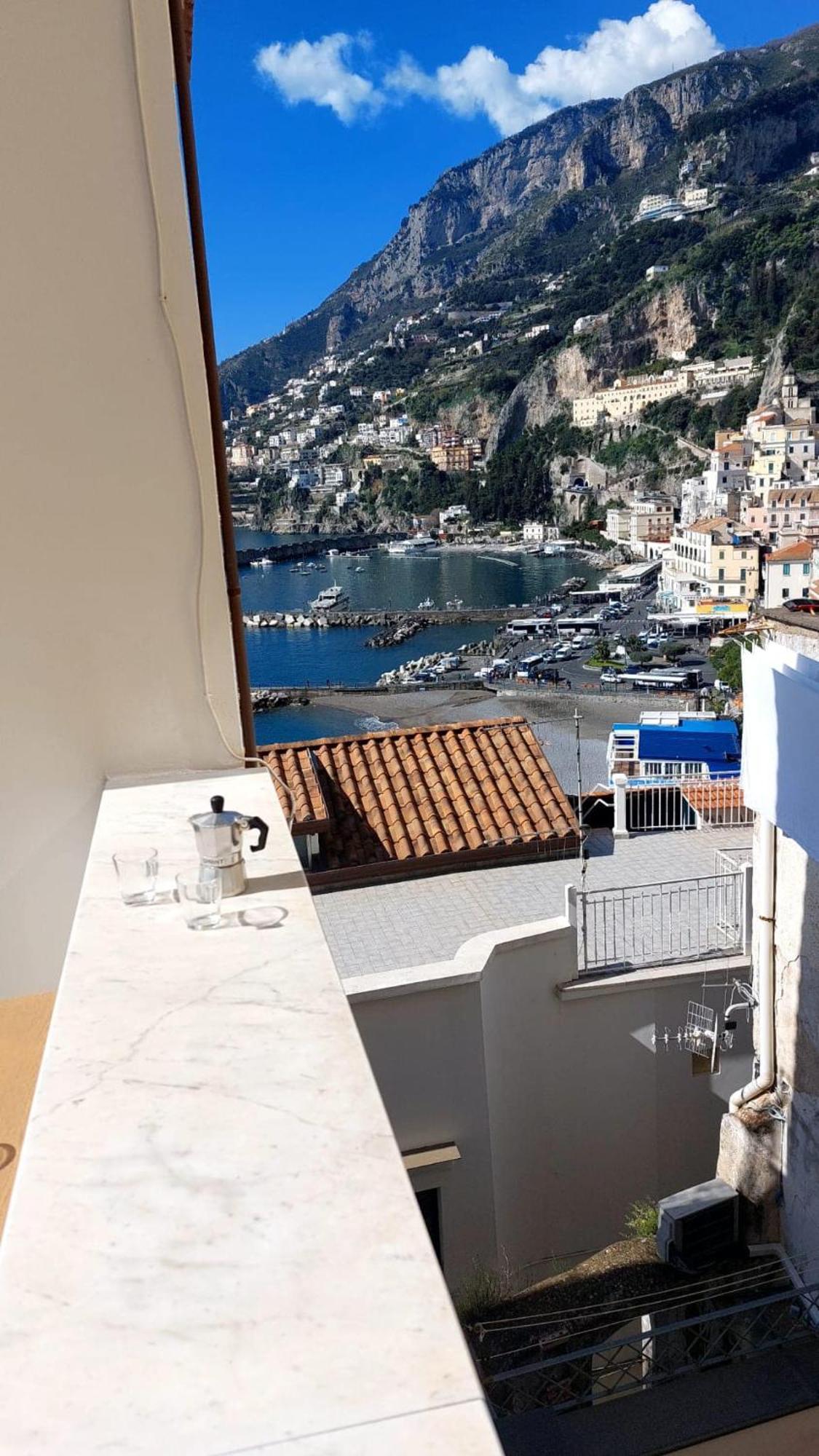 Appartamenti Amalfi Vista Mare ภายนอก รูปภาพ