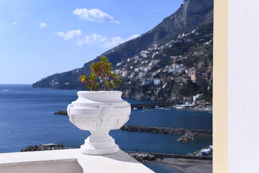 Appartamenti Amalfi Vista Mare ภายนอก รูปภาพ