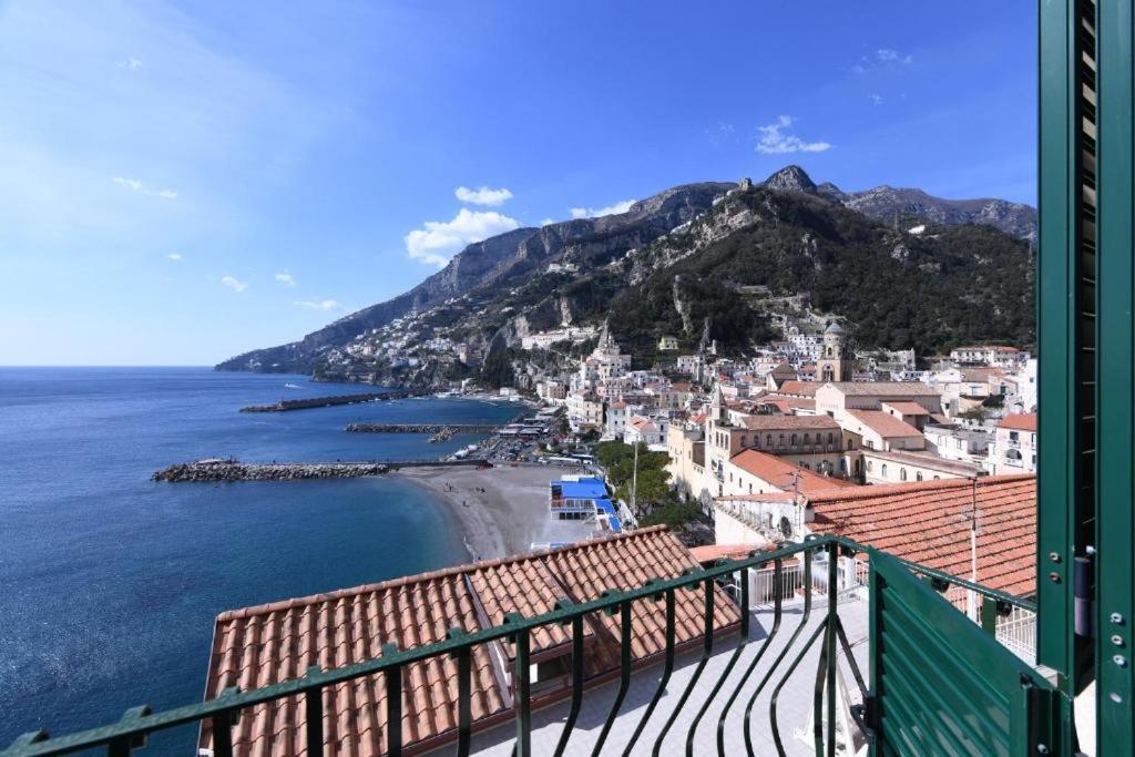 Appartamenti Amalfi Vista Mare ภายนอก รูปภาพ