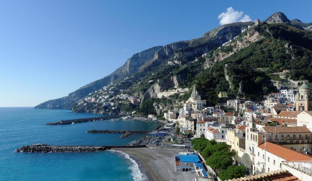 Appartamenti Amalfi Vista Mare ภายนอก รูปภาพ